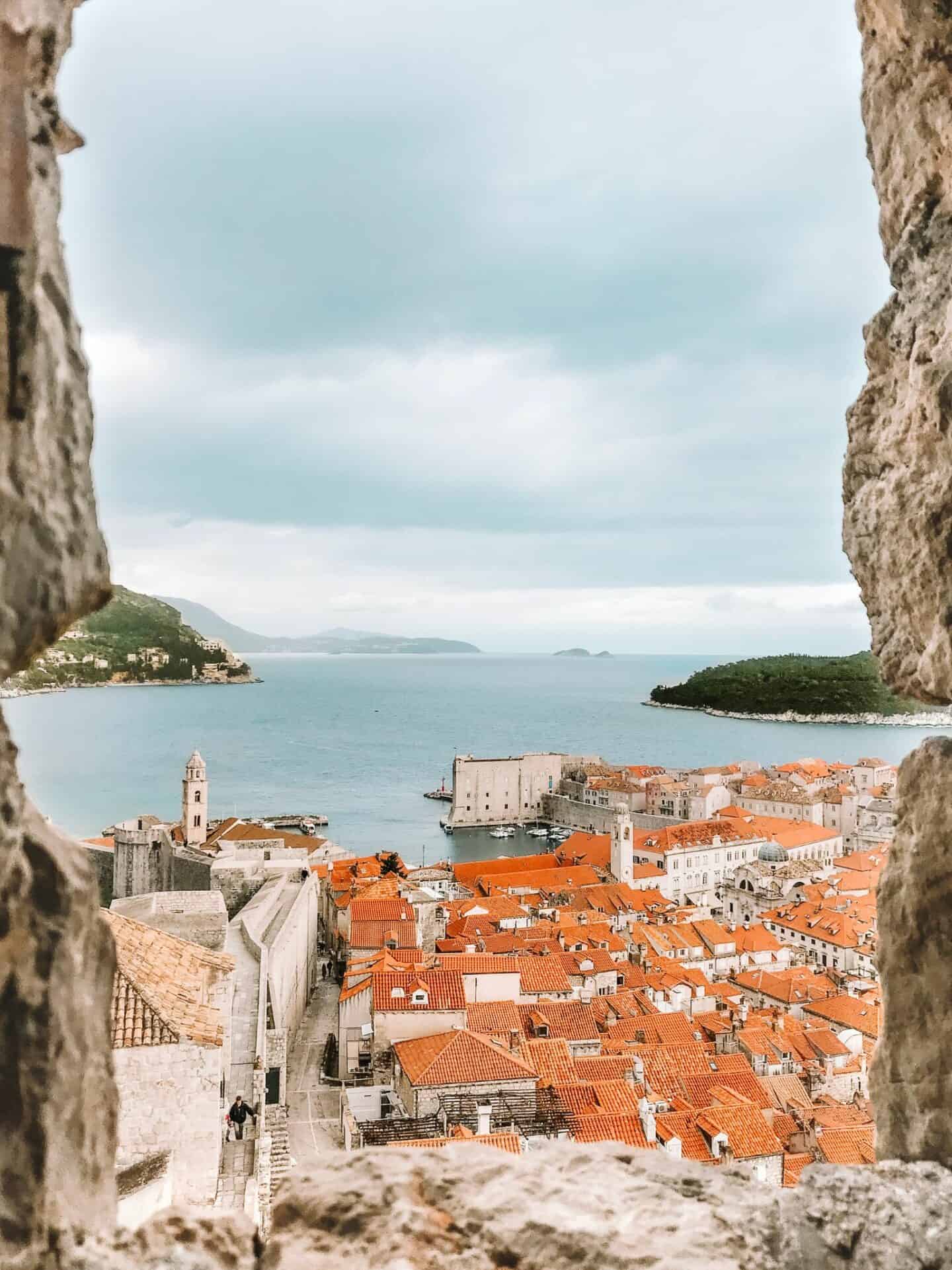 Hiking the city walls in Dubrovnik – a must-do on any 5 days in Dubrovnik itinerary