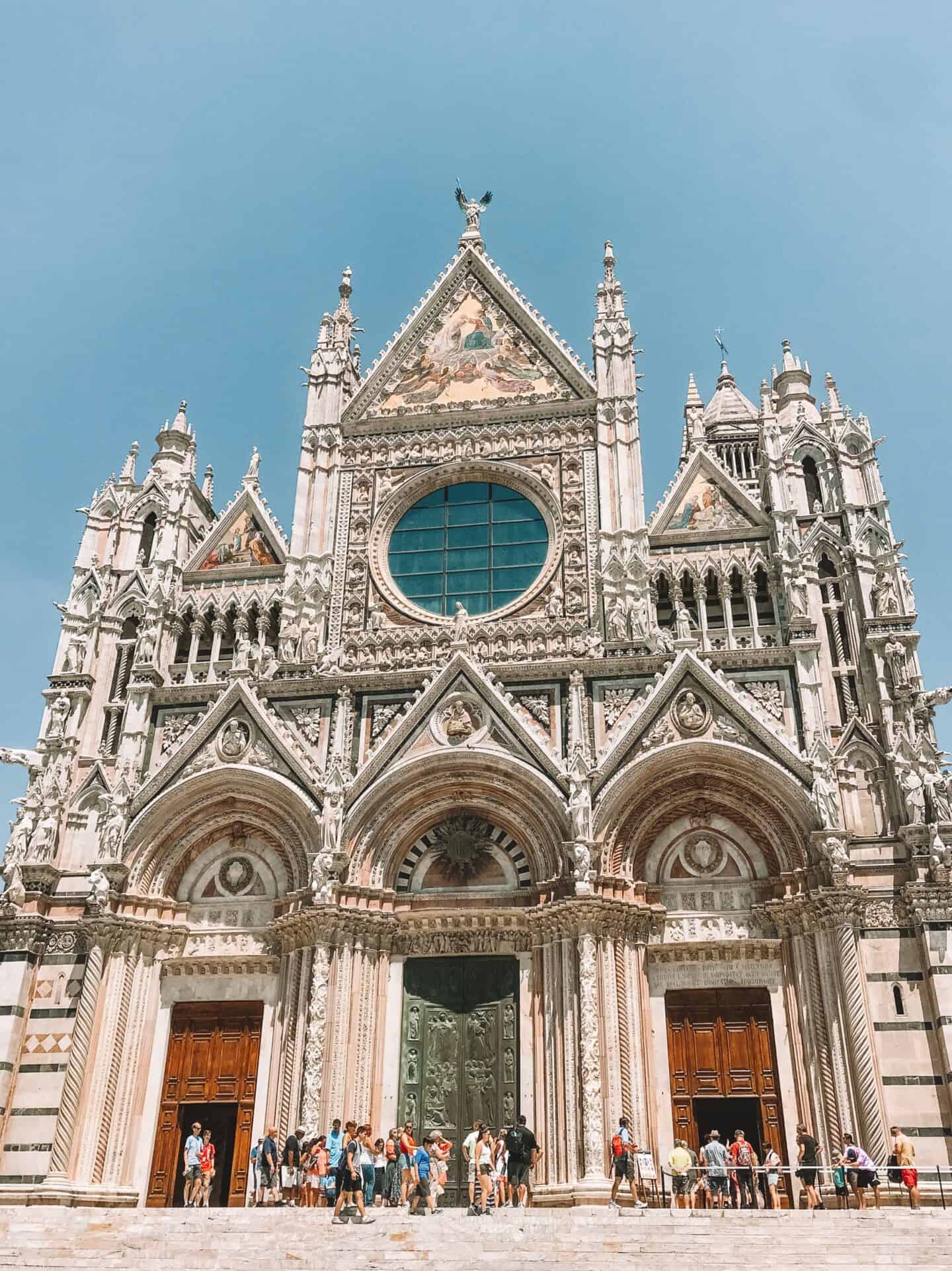 The stunning facade of the Siena Cathedral 