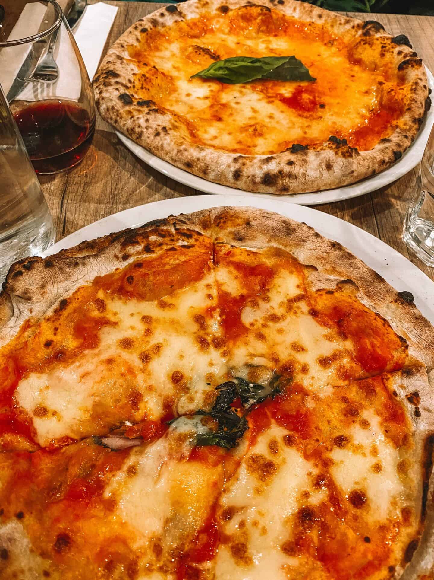 Add a stop for delicious Neapolitan pizza from Pizzeria via Mercanti to your 4 day Toronto itinerary