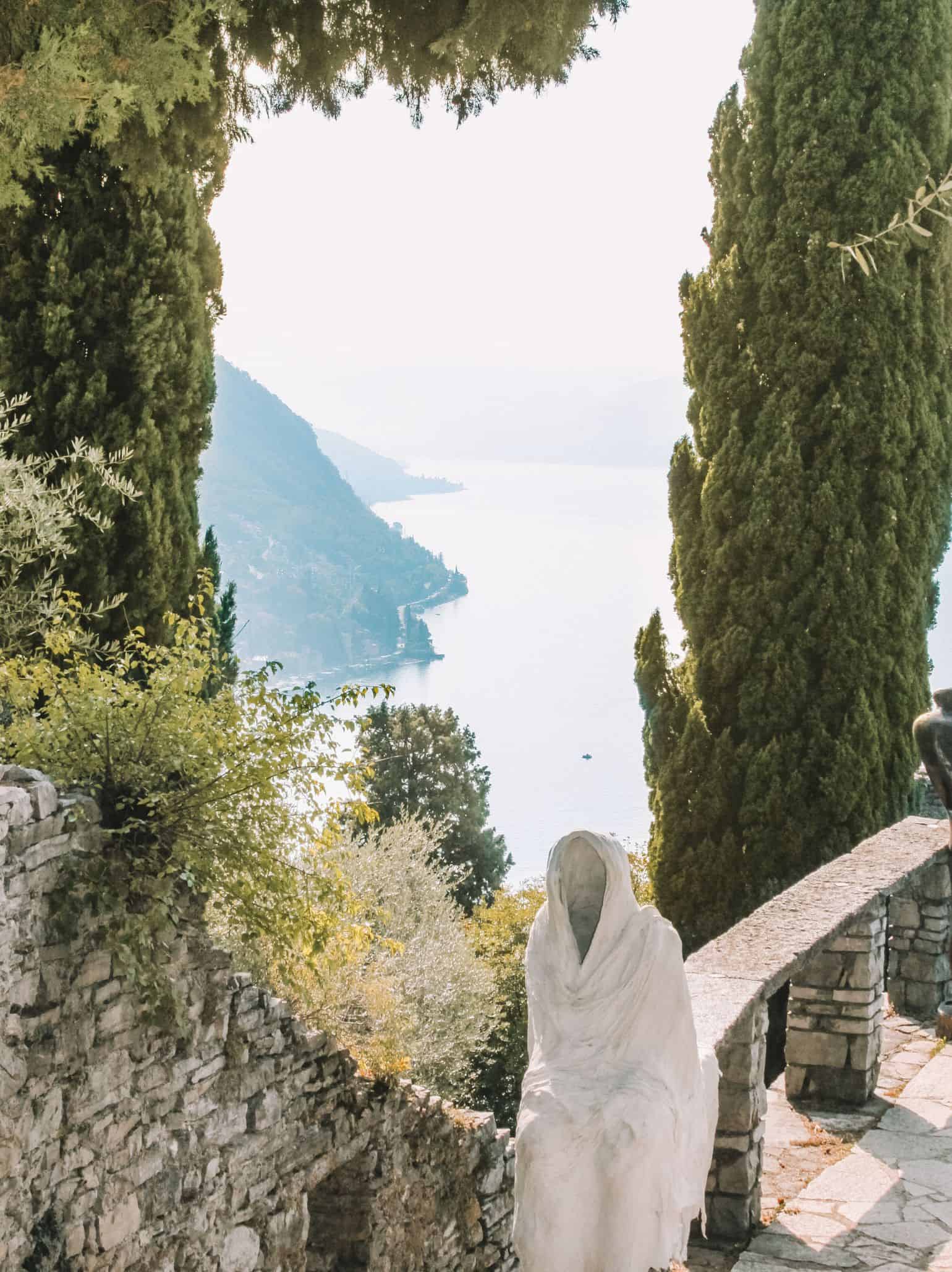 Vezio Castle views – a must-visit on any Lake Como in October itinerary.