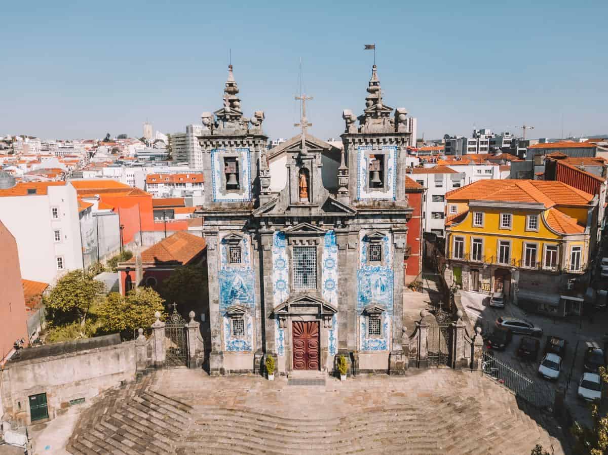 An aerial view of the Igreja de Santo Ildefonso in Porto. 